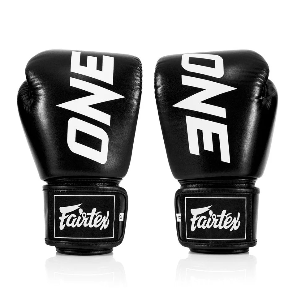 ONE X FAIRTEX MMA GLOVES (BLACK) ONE X FAIRTEX MMA GLOVES (BLACK)